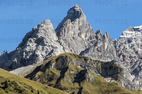 View of Trettachspitze, Allgäu Mountains, near Einödsbach, Oberstdorf, Oberallgäu, Allgäu, Bavaria