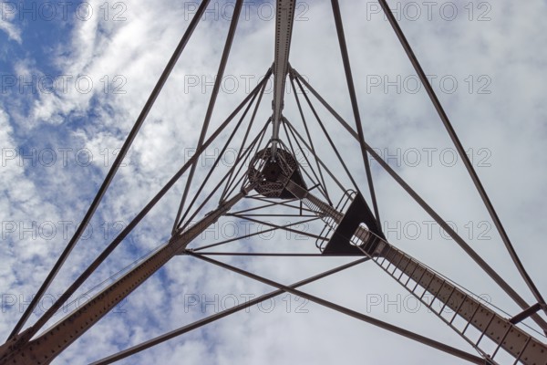 Airship mooring mast for Amundsen-Ellsworth 1926 Transpolar Flight at Ny-Alesund, Oscar II Land,