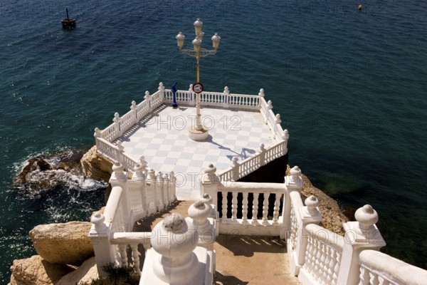 Observation deck, Balcon del Mediterraneo, (balcony of the Mediterranean Sea), Benidorm, Valencia,