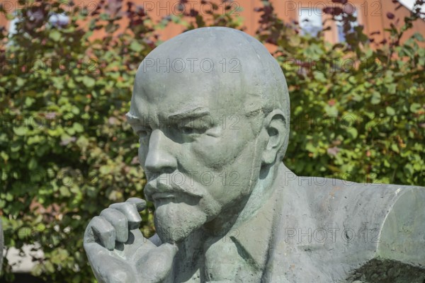 Lenin, bronze statue from Soviet times, History Museum, Estonian History Museum Maarjamäe Palace,