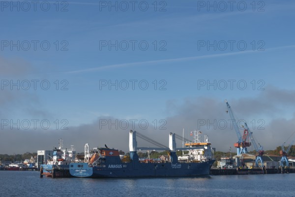 State capital Kiel, industry and shipyards in the Friedrichsort district, LINDENAU Werft GmbH,