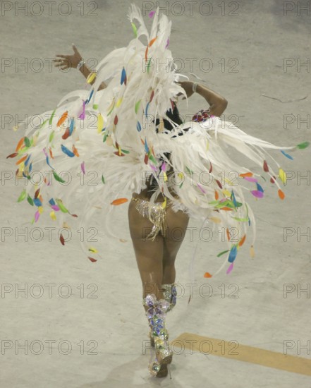 Juliane Almeida, Queen of the Battery, Carnival 2009, School of Samba Viradouro, Rio de Janeiro,