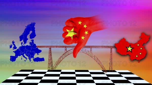 Symbolic image, economic relationship between the EU and China, symbolic bridge is broken, rare