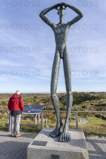 North Sea, Spiekeroog island, autumn, dune landscape, viewing dune, bronze sculpture 'De Utkieker