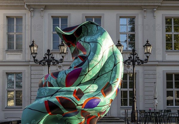 Yinka Shonibare, steel reinforcement with hand-painted fibreglass heart casting, artwork in front
