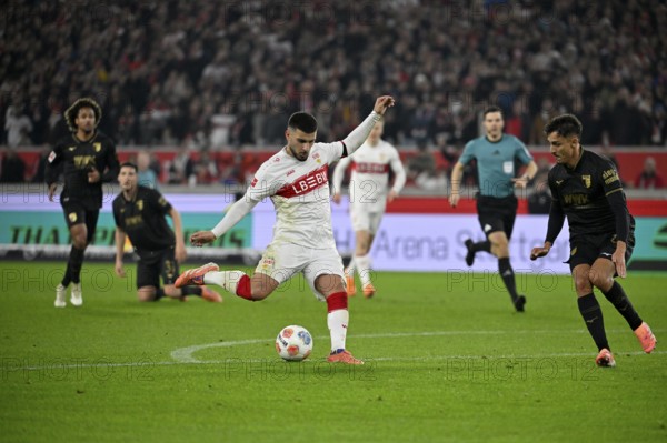 Action goal goal Deniz Undav VfB Stuttgart (26) shoots Dimitrios Giannoulis FC Augsburg FCA (13)
