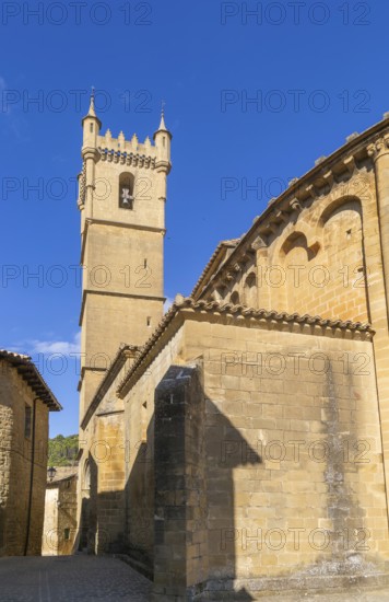 Church Iglesia San Martín de Tours, medieval village of Uncastillo, Cinco Villas, Zaragoza