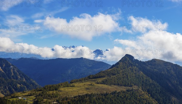 View from Hoher First to Hochwieskopf and Dachstein, Osterhorn Group, Salzkammergut, Province of