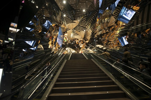 Staircase, entrance to a shopping center with many mirrors, Tokyu Plaza Omotesando Harajuku, modern