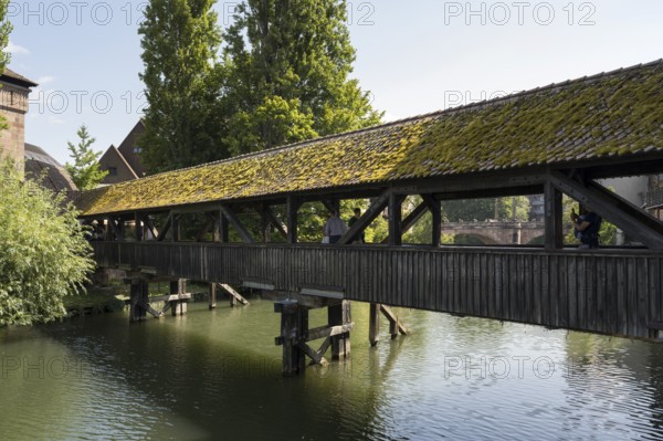 Historic Henkersteg, Pedestrian Bridge, Pegnitz River, Old Town, Nuremberg, Middle Franconia,