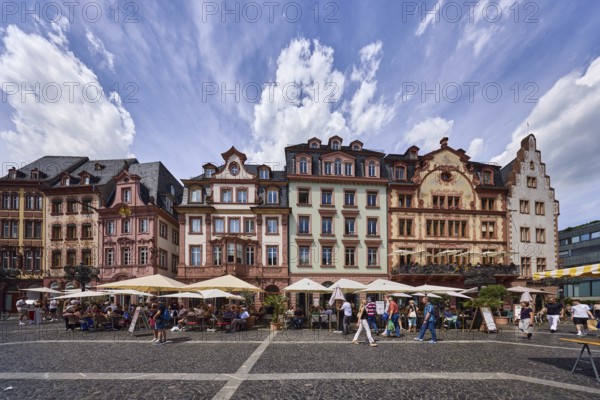 Row of houses, reconstructed historic buildings, outdoor area of a restaurant, Wilma Wunder Mainz