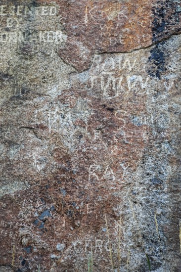 Alcova, Wyoming - Independence Rock, where more than 5, 000 emigrants carved their names while