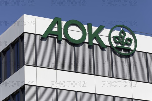 AOK Rheinland Hamburg, logo on building, health insurance, Düsseldorf, North Rhine-Westphalia,