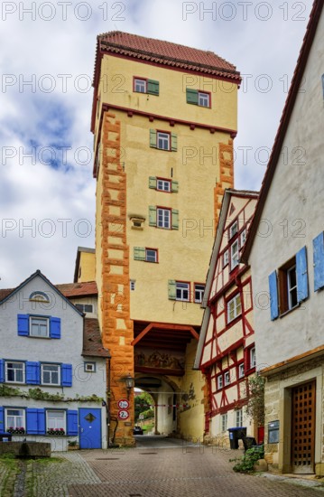 Kalkweiler Tor, city gate with tower, built in the early 14th century, Rottenburg am Neckar,