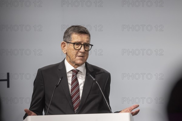 Prof. Reinhold R. Geilsdörfer, CEO of the Dieter Schwarz Foundation. ground-breaking ceremony