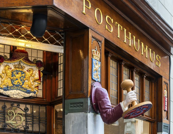 The Posthumus Shop, stationery boutique, shop façade with decorative stamp motifs, St. Luciensteeg,