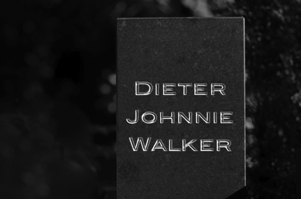 Gravesite, grave of Dieter Johnnie Walker, Waldfriedhof, black and white, Stuttgart,