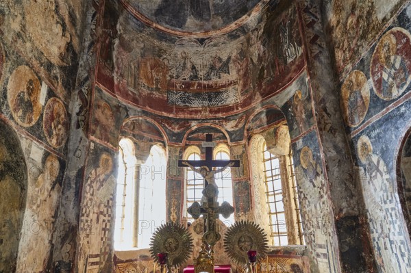 Metropolis, Metropolitan Church of Agios Dimitrios Mystras, Richly decorated interior of an
