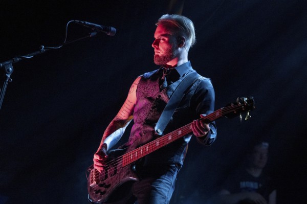 Ilja John Lappin, bass player, Mono Inc., Dark-Rock Band, D, live on Live 2025 Tour at