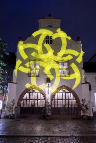 Restaurant Zur Gerichtslaube, 21st BERLIN FESTIVAL OF LIGHTS, motto Let's Shine Together, light