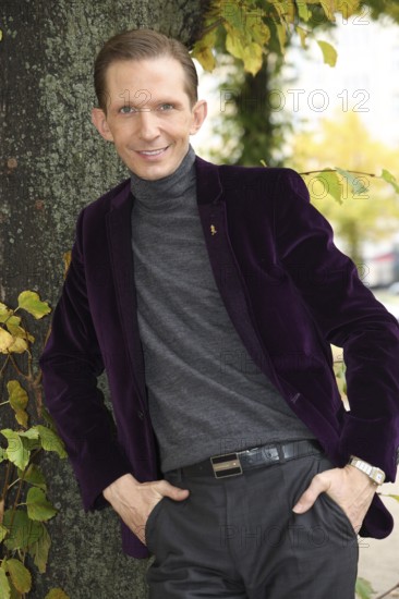 Marc Rudolf at the annual press conference for the 2025/2026 season at the Theater am Frankfurter