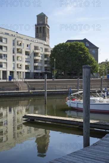 Modern residential and commercial building at the city harbour, town hall, Mülheim an der Ruhr, Rur