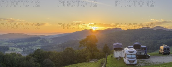 Panorama sunrise from Almhaus Hochsteinberg with camper in the car park, Kirnberg an der Mank,
