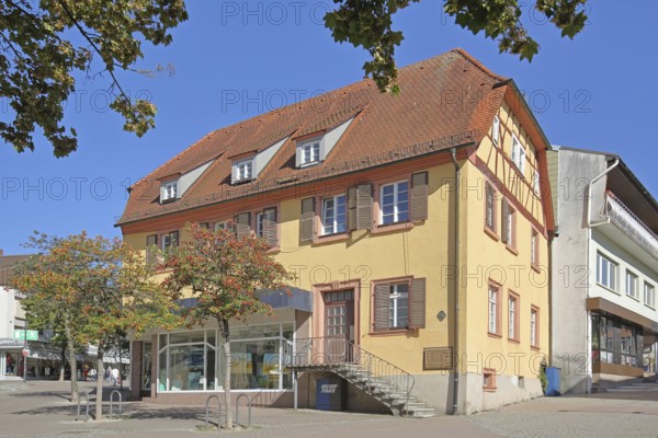 Bronner House, home of winegrower, pharmacist and writer Johann Philipp Bronner, Unterer Markt,