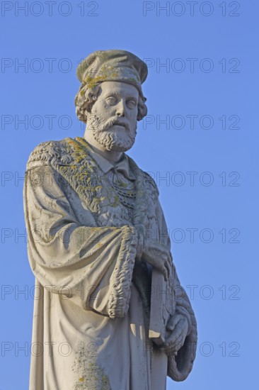 Schöffer monument, Peter Schöffer first bookseller, publisher, entrepreneur of book printing,