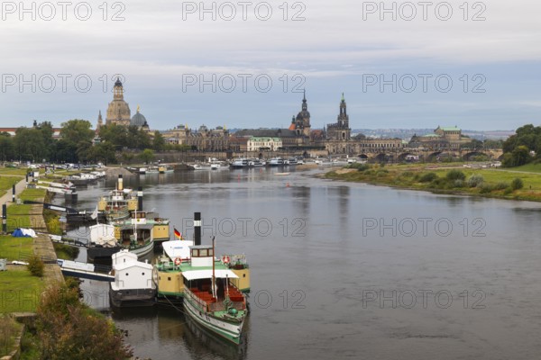 Old town skyline with Brühl's Terraces, Academy of Fine Arts, Church of Our Lady, Sanctissimae