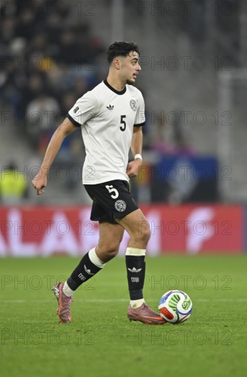Aleksandar Pavlovic GER (05) Action on the ball World Cup qualifier, international match, Germany v