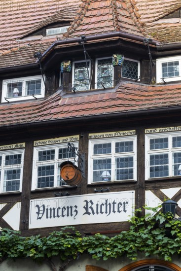 Vincenz Richter wine house, half-timbered house, historic windows, wine barrel, market square, old