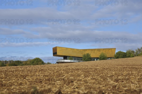 Arche Visitor Centre, archaeological museum, modern building, solitary, field, field, Nebra,