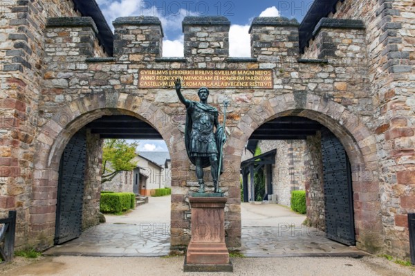 Statue of ancient Roman emperor Antoninus Pius with right arm raised to Roman salute Saluto romano