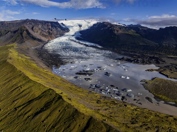Ice floes, glacier, glacier tongue, glacier lake, sunny, morning mood, mountains, reflection,