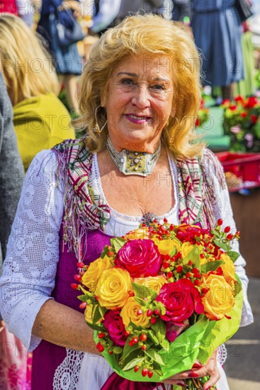 The boss of the historic Oktoberfest attraction Teufelsrad, Elisabeth Polaczy, Wiesnwirte