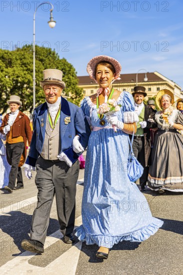 Alt-Monachia-Gesellige Bürgerzunft in historical costumes, Trachten- und Schützenzug, Oktoberfest,