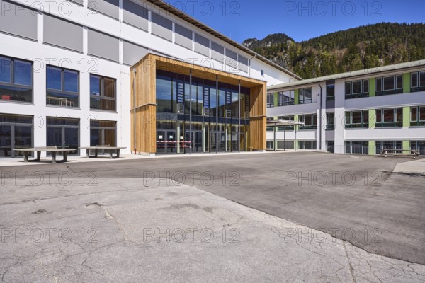 Primary and secondary school Bischofswiesen, primary school, secondary school, building, entrance