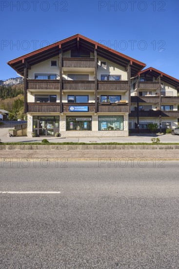 Tourist information, house, building, street, car park, blue sky, cumulus clouds, federal road 20,