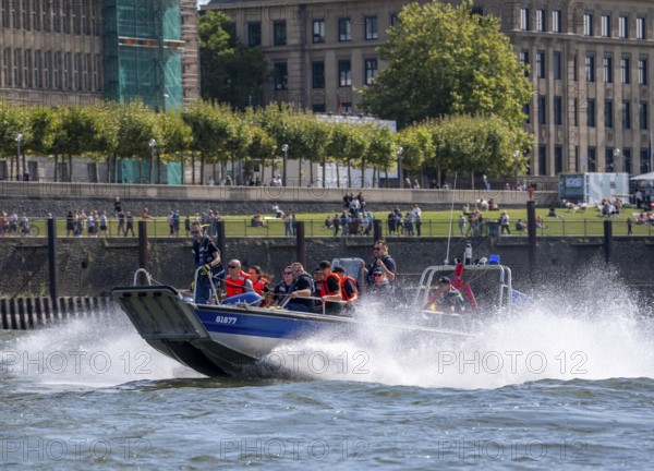 Multi-purpose boat of the THW during a training trip on the Rhine near Düsseldorf, the specialist