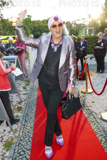 Julian F.M.Stöckel at the premiere of the play 'Der eingebildet Kranke' and Dieter Hallervorden's