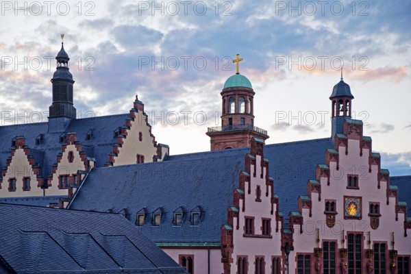 Römer, City Hall, in the background St Paul's Church in the evening, Römerberg, Old Town, Frankfurt