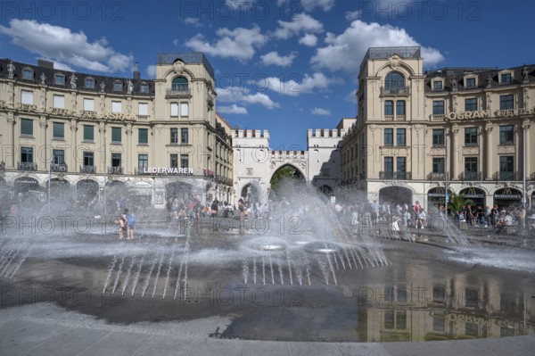 Karlstor am Stachus, built in 1791, in front the fountain in the Stachus roundabout, builder