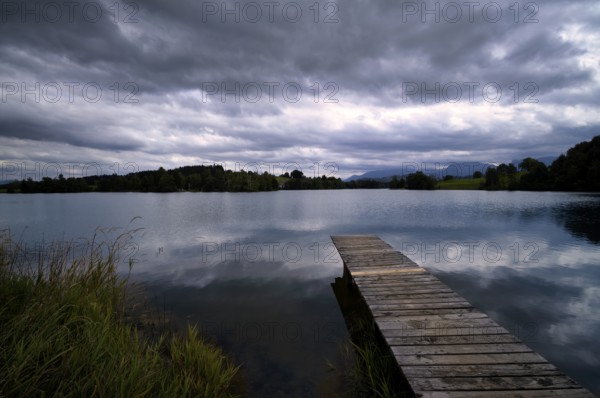 Bathing jetty, jetty, wooden jetty, jetty, leads into a lake, bathing lake, Schwaltenweiher near