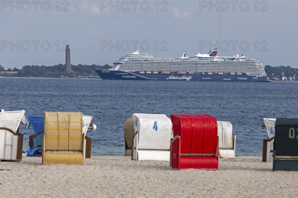Cruise ship Mein Schiff 7, Laboe Naval Memorial, Kiel Fjord, beach chairs on the beach at Strande,