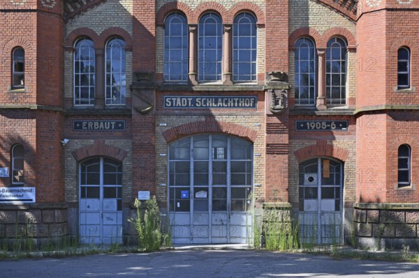 Main entrance to the former municipal abattoir, built between 1905 and 1906, Wasserstraße 22,