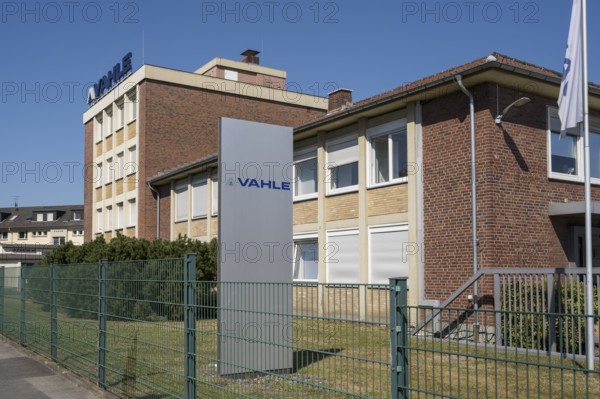 Vahle Group, developer of energy, data transmission and automation systems, office building, Kamen,