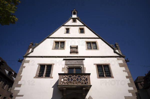 Halle aux Blés, former slaughterhouse and corn hall, market square, old town, Obernai, also
