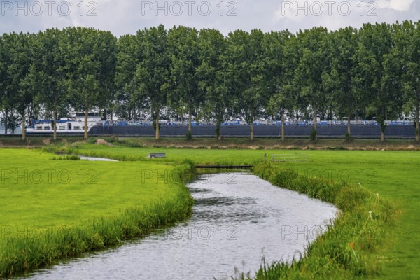 The Amsterdam-Rhine Canal, Amsterdam-Rijnkanaal, 72 km long, artificial waterway, connects the