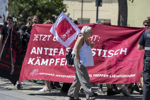 Counter-demonstration against the rally of AfD politician Joachim Paul in